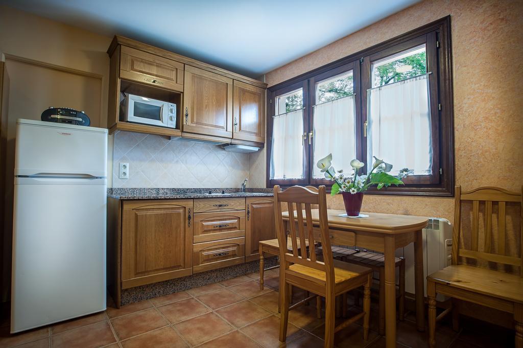 Apartamentos El Pradon De Santa Marina Parres de Llanes 部屋 写真