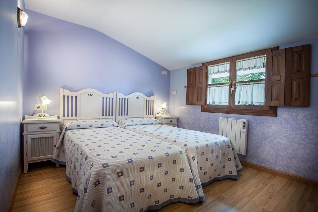 Apartamentos El Pradon De Santa Marina Parres de Llanes 部屋 写真