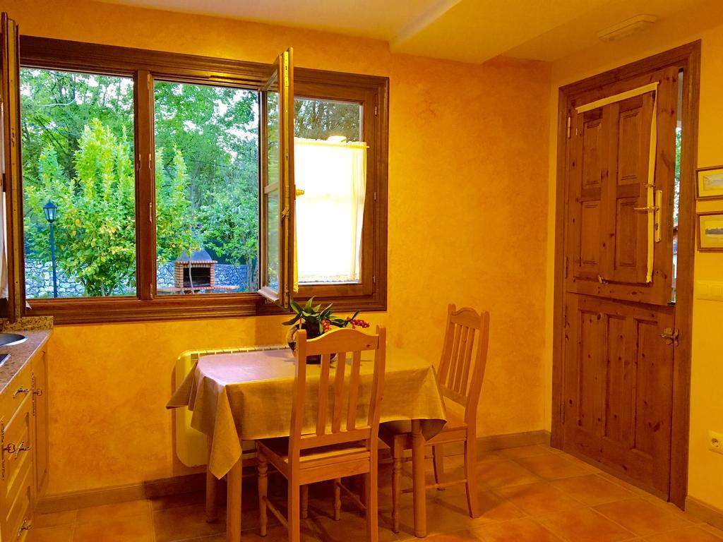 Apartamentos El Pradon De Santa Marina Parres de Llanes エクステリア 写真