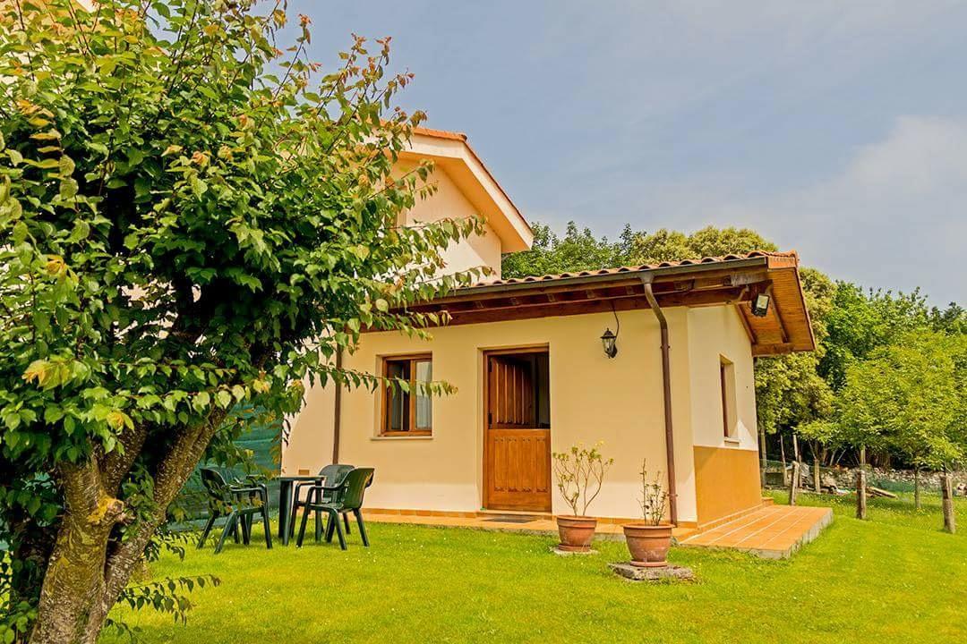 Apartamentos El Pradon De Santa Marina Parres de Llanes エクステリア 写真